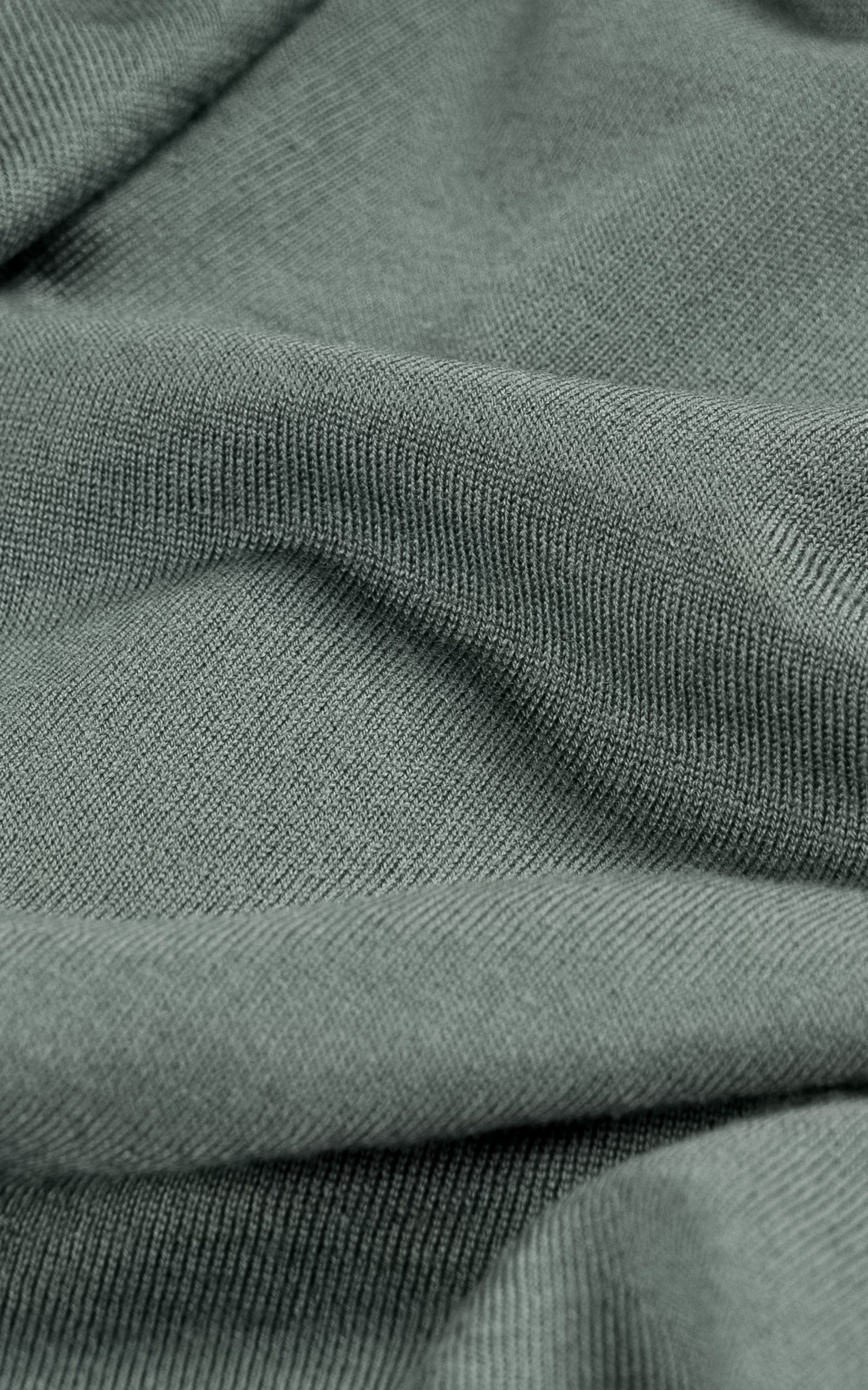 Merino Featherweight T-shirt Moss Green Close Up Fabric